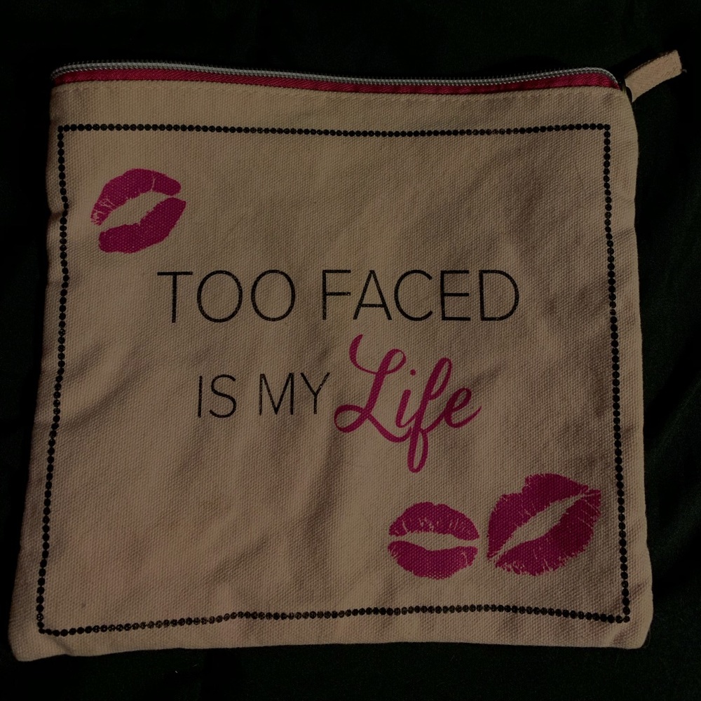 TOO FACED LIMITED EDITION MAKEUP BAG!
